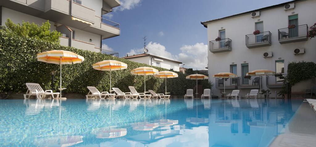 Hotel Rombino Fonteblanda Kültér fotó