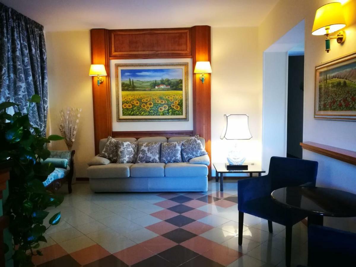 Hotel Rombino Fonteblanda Kültér fotó